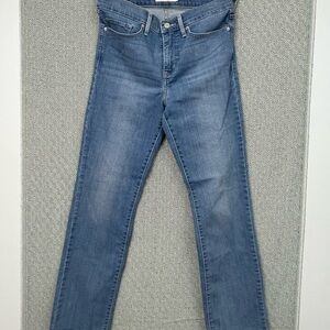 Levi's Women's Straight Leg Jeans - Light Blue